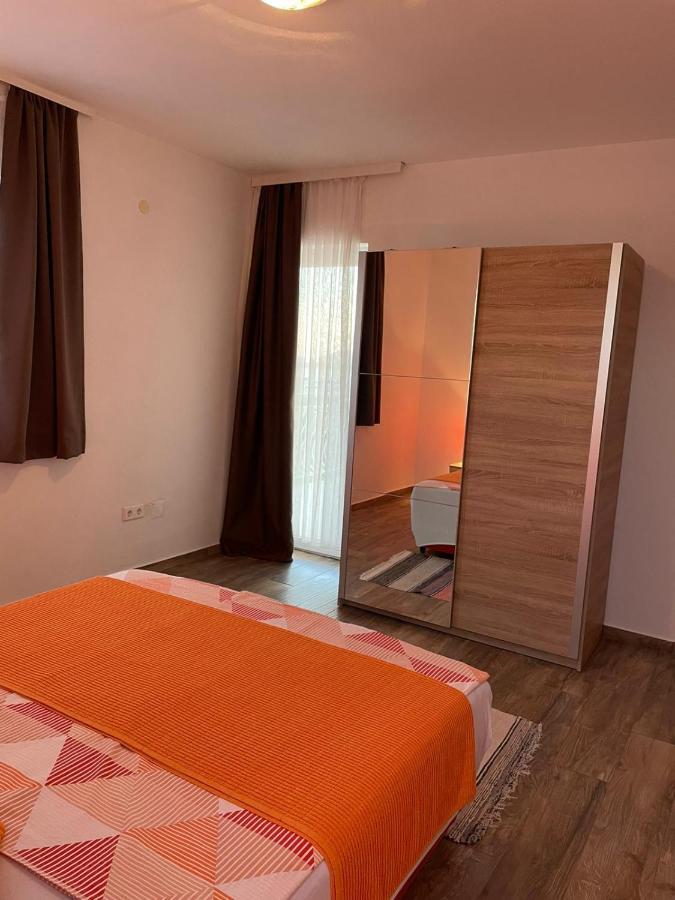 Apartmani Mateja Kaštela Eksteriør billede